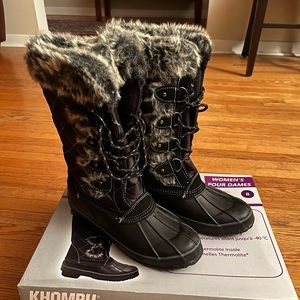 Khombu Women’s Boots Size 8